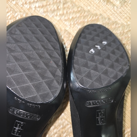 AEROSOLES Black Heeled Boots for Women - Picture 9 of 10